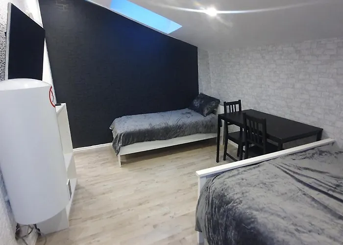 Finkenwerder Larisa's Nr24 Private Küche Gemeinschaftliches Bad Wc *
